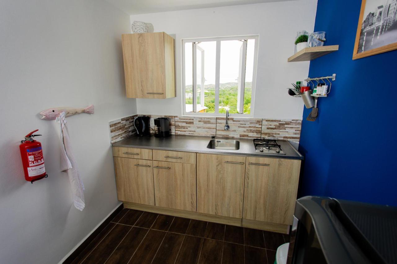 Westpunt Beach Apartments Willemstad Esterno foto