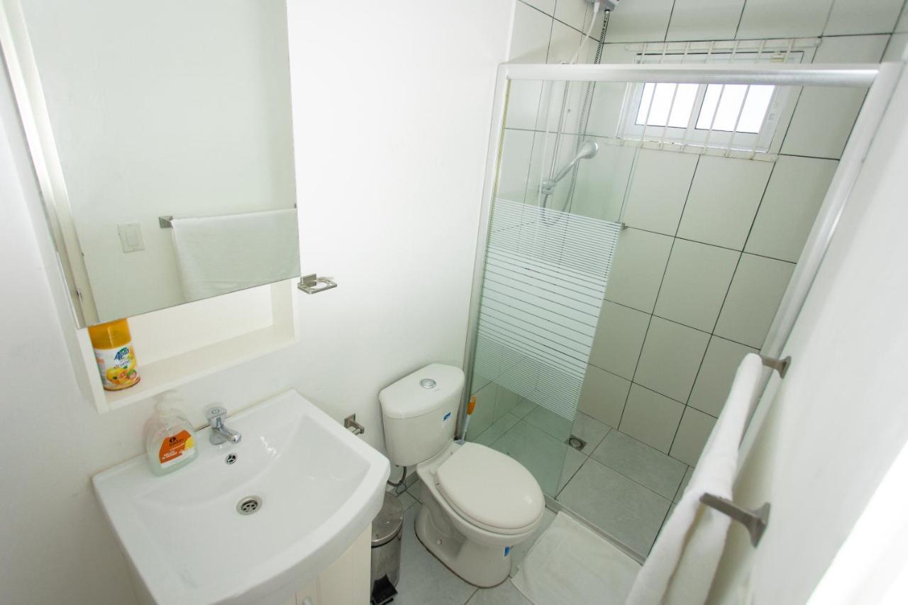 Westpunt Beach Apartments Willemstad Esterno foto